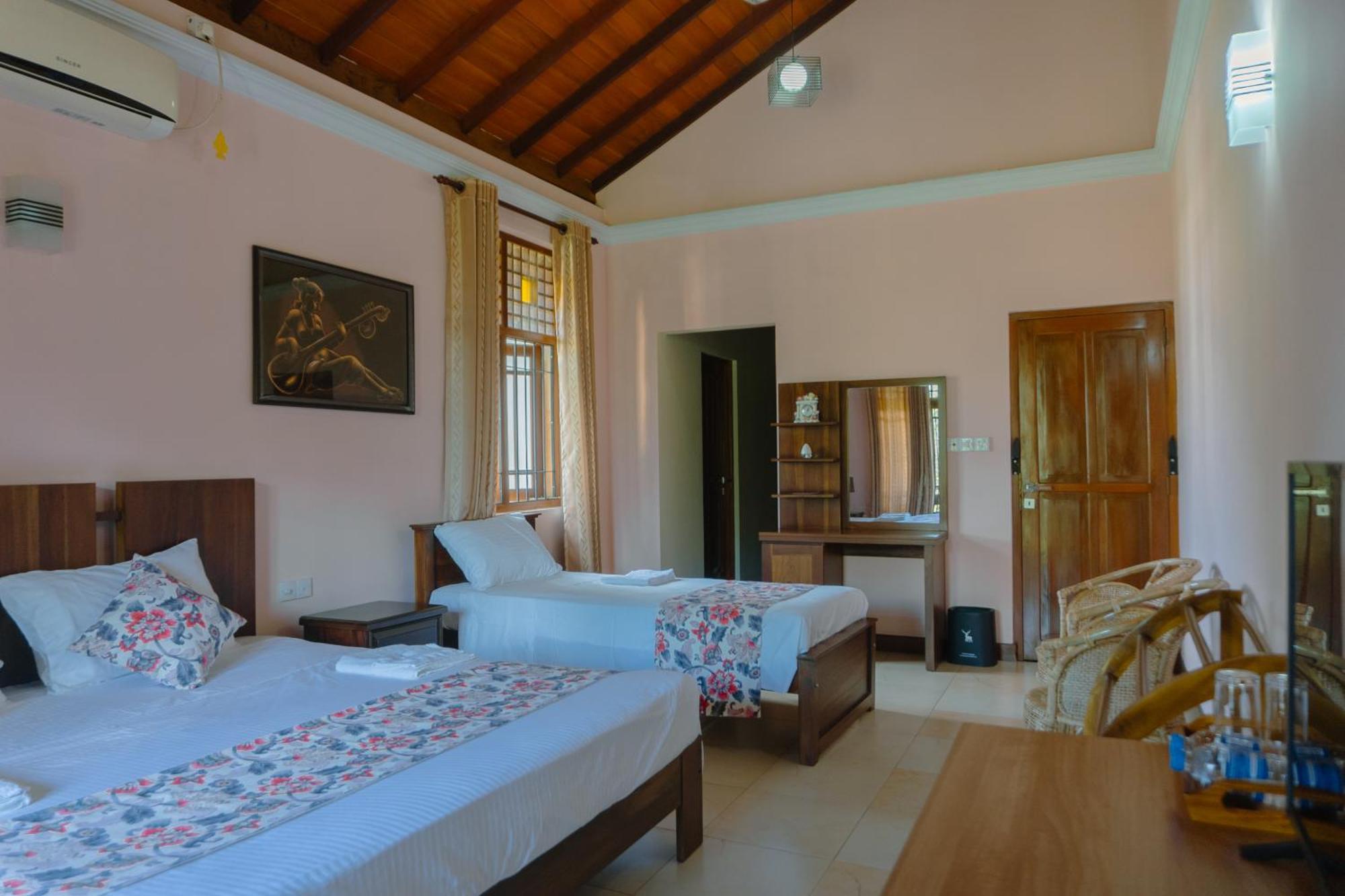 Bigcity Villa - Airport Transit Hotel Katunayaka Kültér fotó