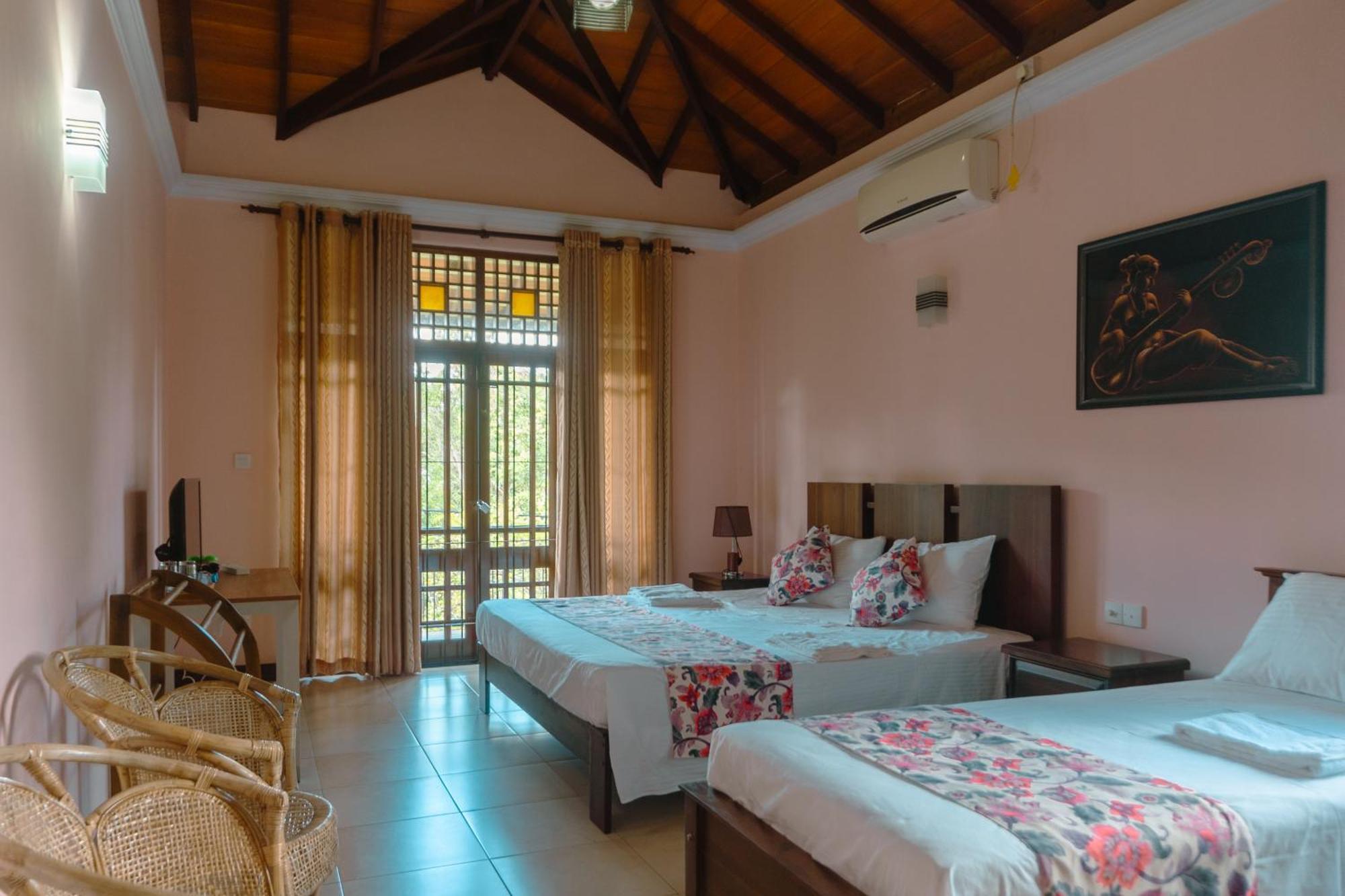 Bigcity Villa - Airport Transit Hotel Katunayaka Kültér fotó